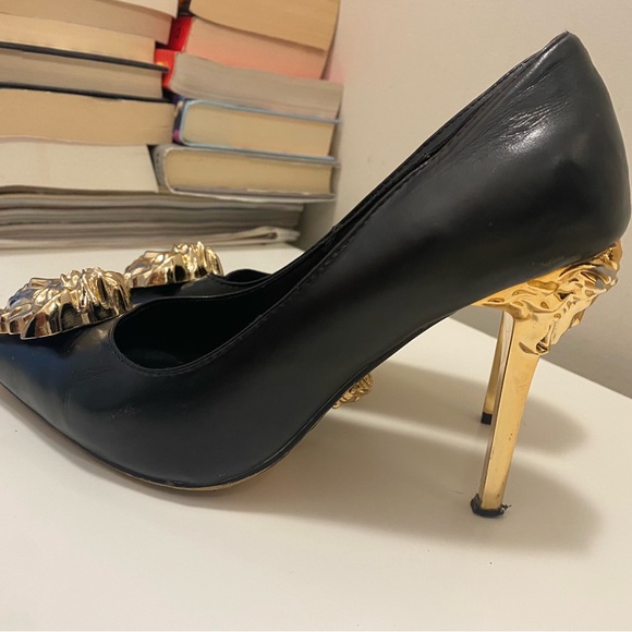 Versace Black Leather Medusa Head Pumps - Picture 4 of 8